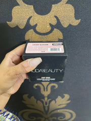 Huda Beauty Easy Bake Fragrance Free Loose Baking and Setting Powder