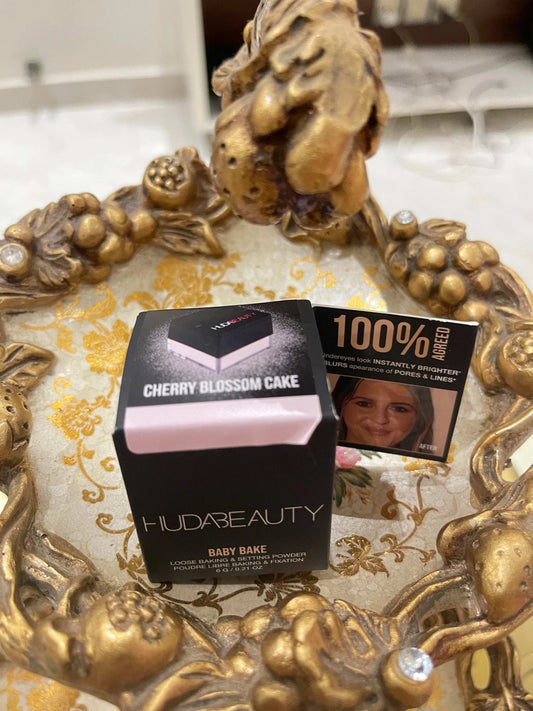 Huda Beauty Easy Bake Fragrance Free Loose Baking and Setting Powder Mini
