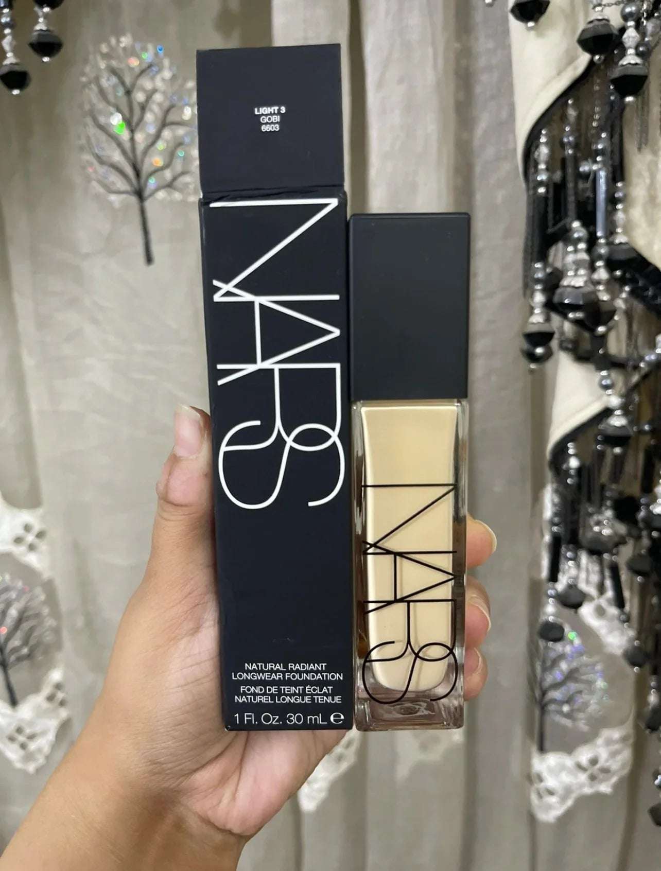 Nars Natural Radiant Long Wear Foundation