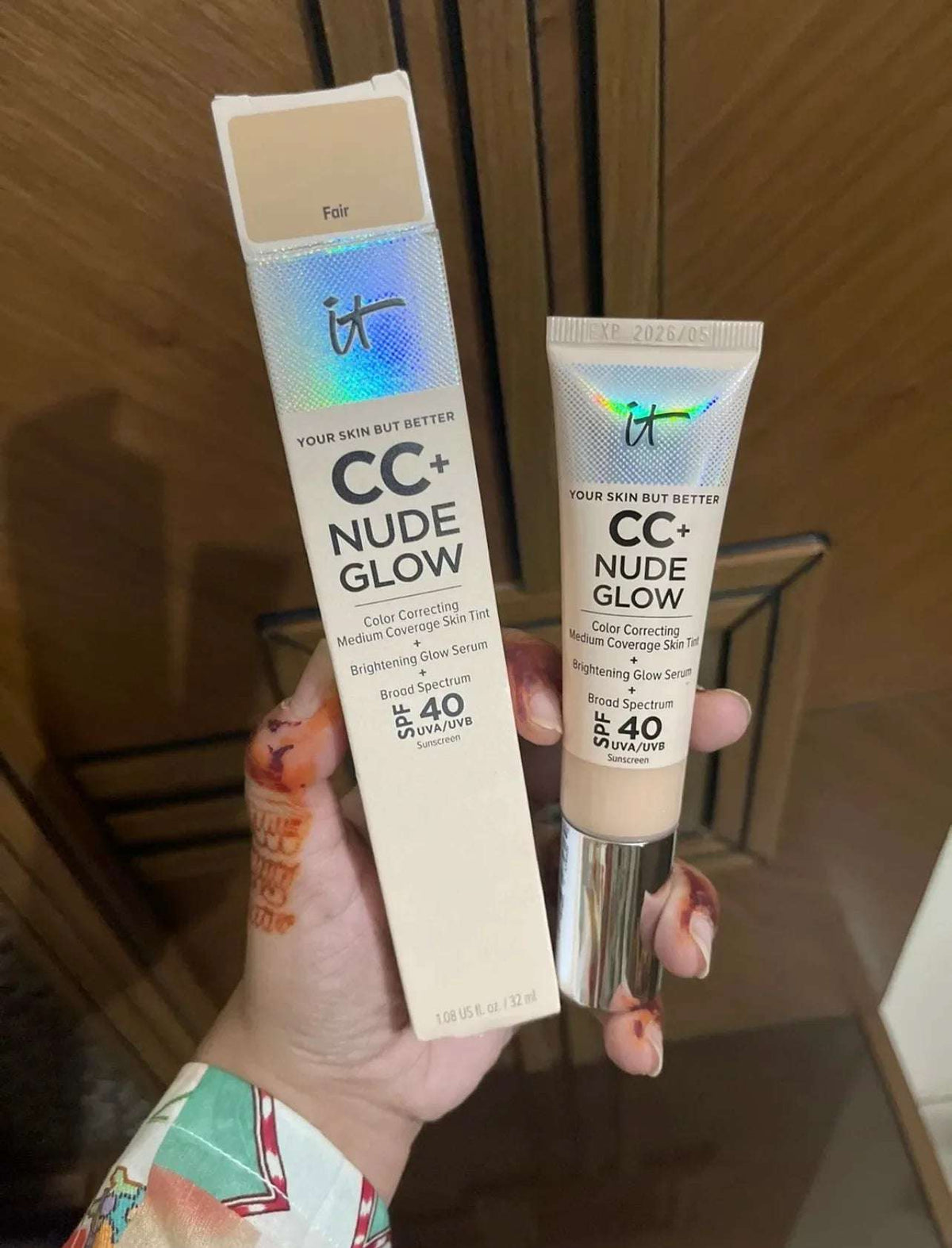 IT Cosmetics Nude Glow Medium Coverage Skin Tint