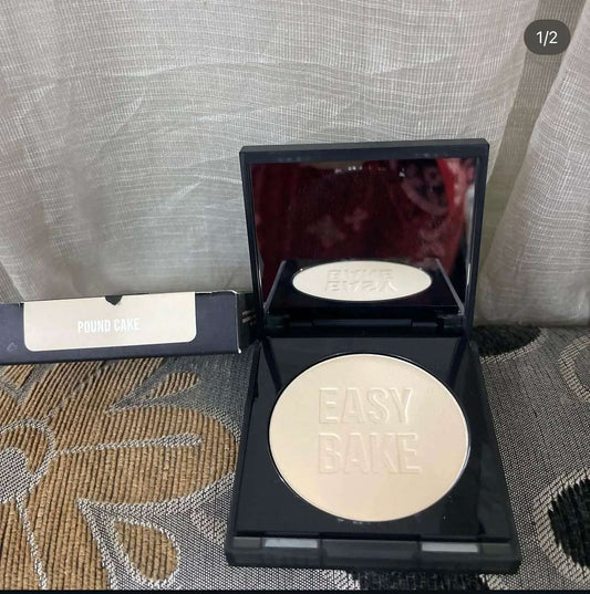 Huda Beauty Easy Bake & Snatch Powder