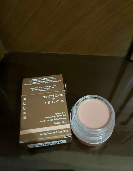 Becca Under Eye Brightening Corrector