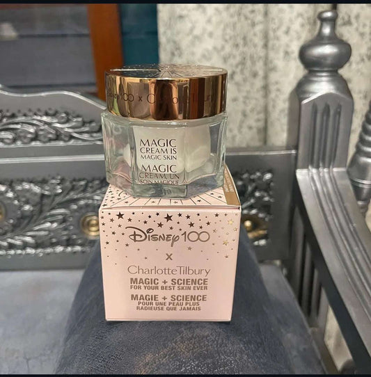 Charlotte Tilbury Magic Cream Moisturizer