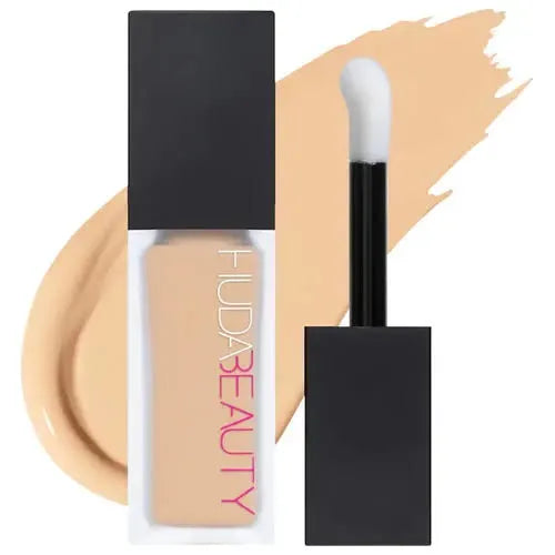Huda Beauty Luminous Matte Concealer