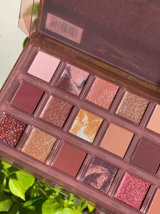 Huda Beauty Naughty Nude Eyeshadow Palette